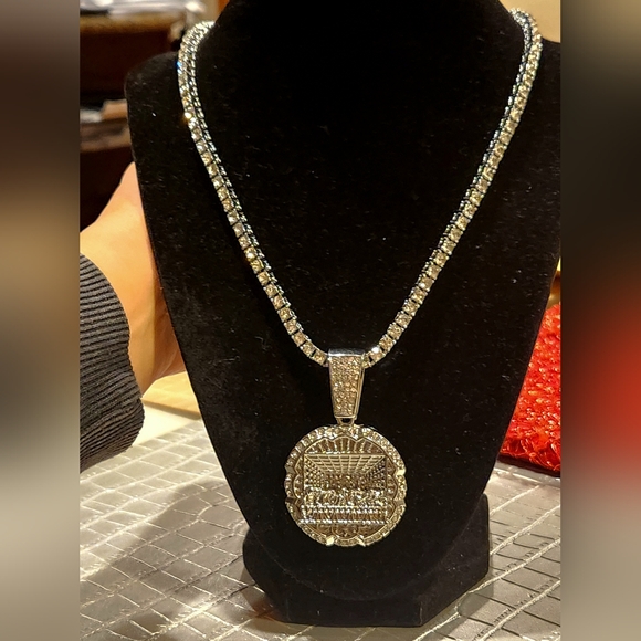 Charm Choker Miami Style Hip Hop Necklace, Pendant 13mm/20 inch. Fashionable. - Picture 8 of 9